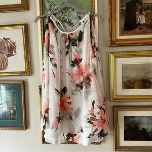 White House Black Market Floral Top